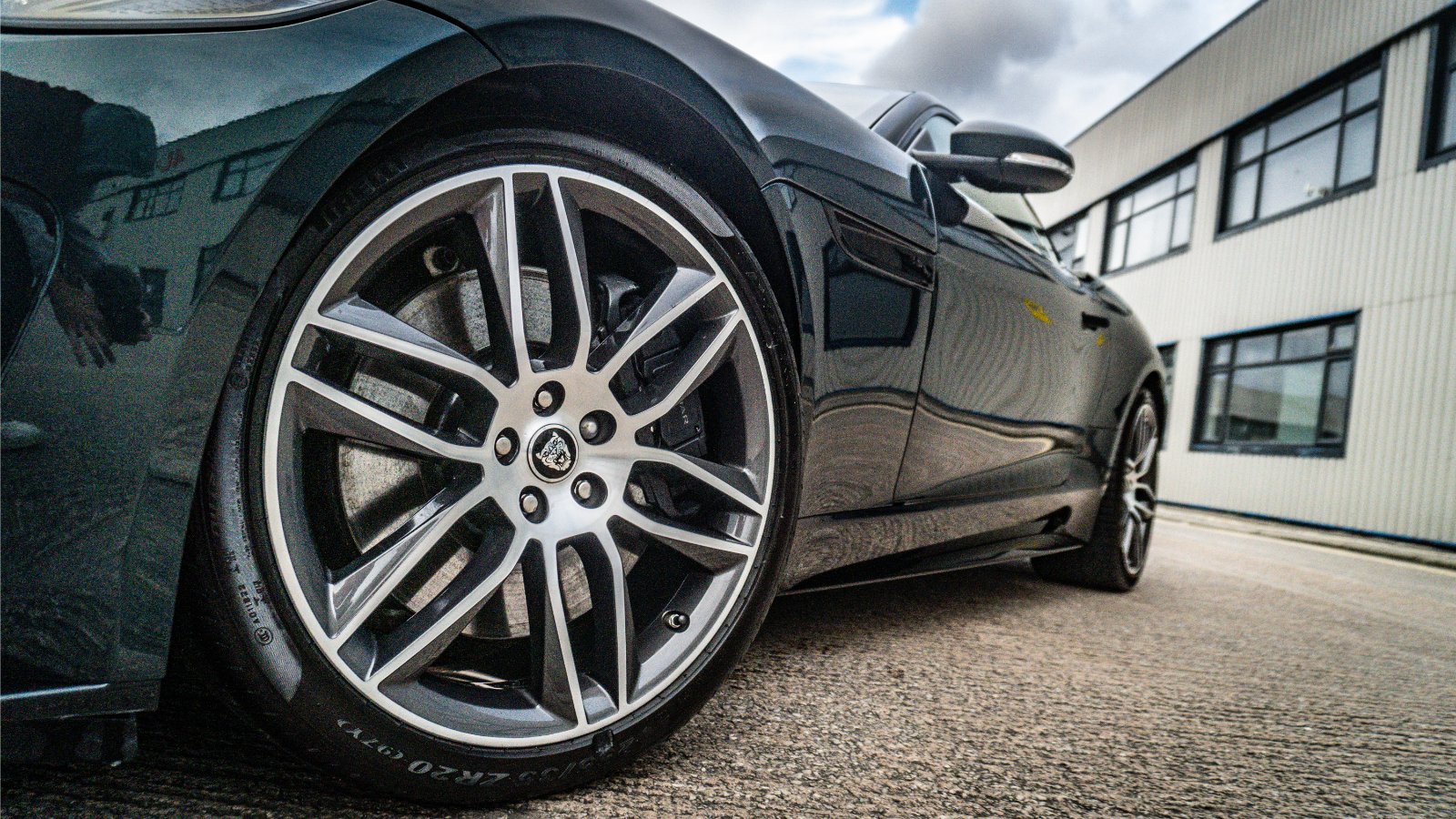 Car Detailing Moss Side